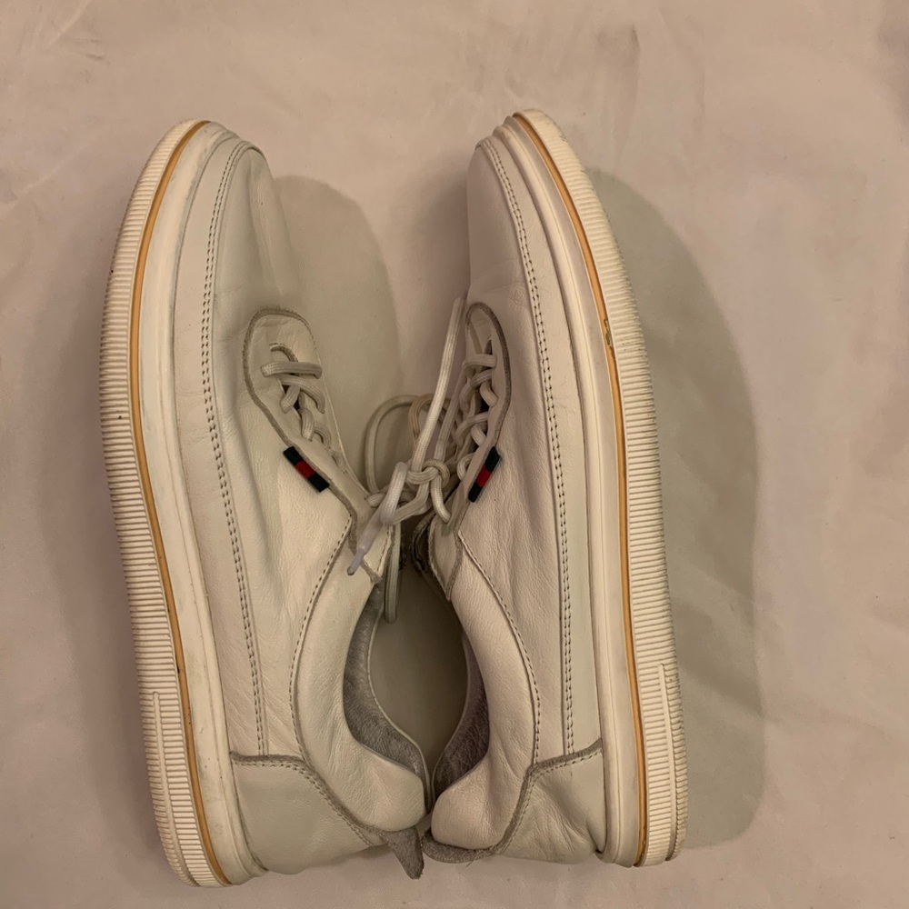 Gucci Leather Sneakers - Picture 9 of 15